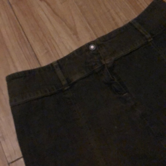 Mid calf length jean skirt - Picture 2 of 3